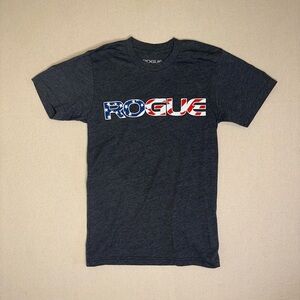 NWOT Rogue Fitness T Shirt Men's Size XS Gray USA Flag Stars Stripes Graphic